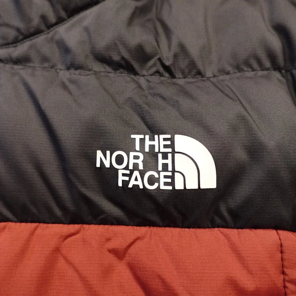 The North Face Roxborough Luxe Hooded Jacket Men’s‎ Small Burgundy Black Puffer